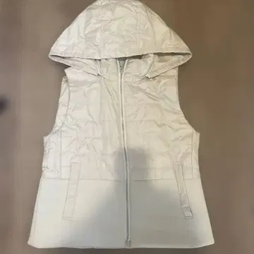 Petit Honfleur 후드 부착 베스트 아이보리 11호