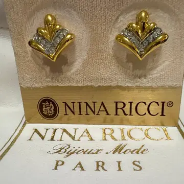 NINA RICCI 앤티크 엘레강트 귀찌