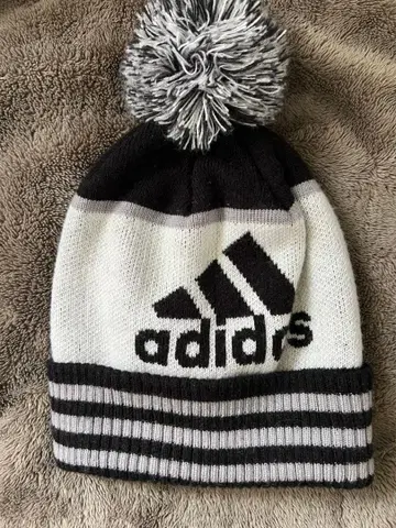 90s adidas 니트 모자 비니 폼폼