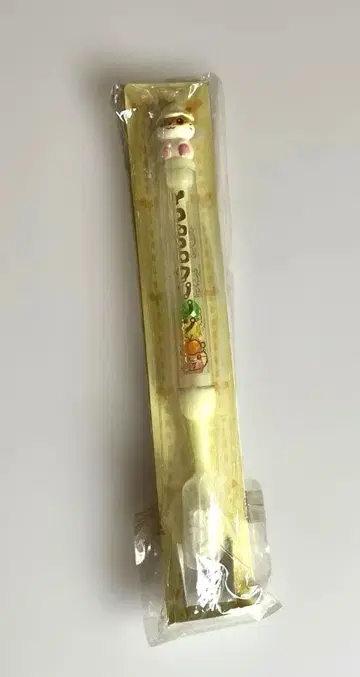 코로코로쿠리린 칫솔