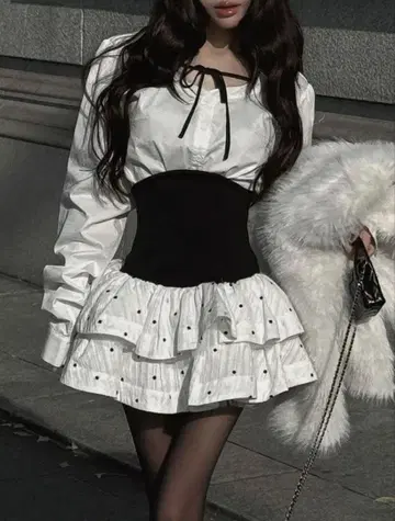 Darich 볼륨 플레어 셋업 FREE WHT