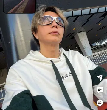 GACKT 착용 후드티