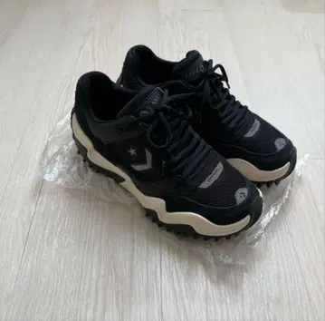 한국 한정판 컨버스 런스타 모션 22.5cm