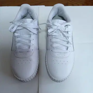 PUMA 여성용 스니커즈 칼리나 화이트 25.0cm