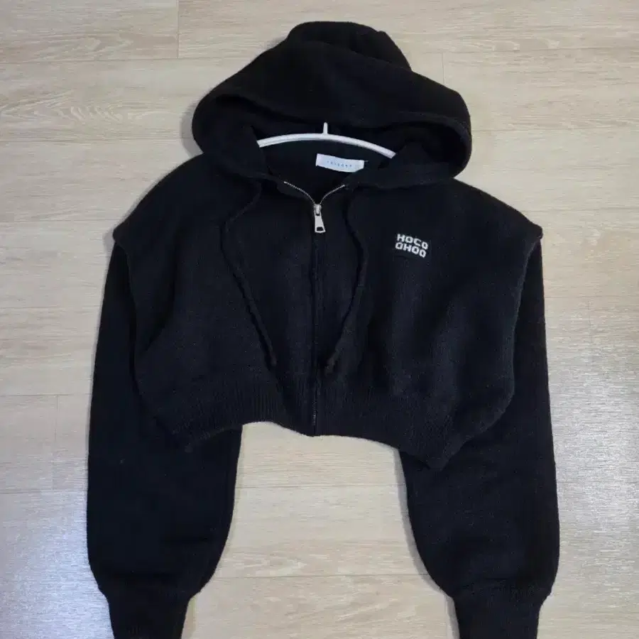 Uvu Paris Hoodie Zip-up XS Size New Product | Bunjang Global