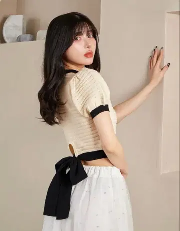 Darich 백리본 퍼프숄 니트탑
