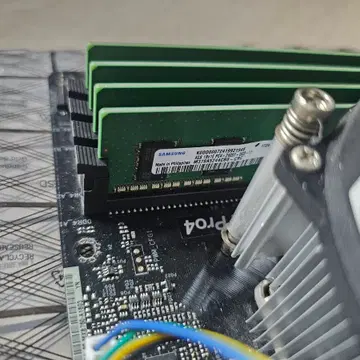 i5-8500 + b360m 보드 + 삼성 메모리 세트 | 브랜드 중고거래 플랫폼