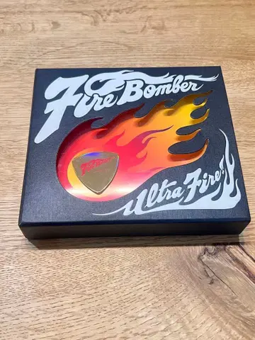 마크로스 7 ULTRA FIRE!! Fire Bomber 초회 한정판