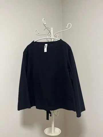 MHL. 긴팔 풀오버 블랙 M~L 선착순!