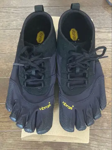 Vibram FiveFingers v-trek 41