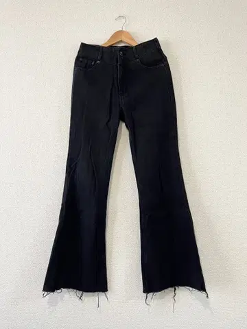 JEANASIS 벨보텀 백슬릿 데님 블랙 플레어 데님