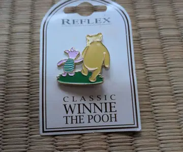 Classic Winnie the Pooh & Piglet 핀즈