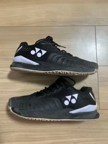 YONEX ECLIPSION-4 24.5cm 요넥스 에클립션4