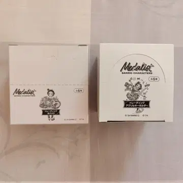 메달리스트 산리오 캔뱃지 아크릴 키링 BOX