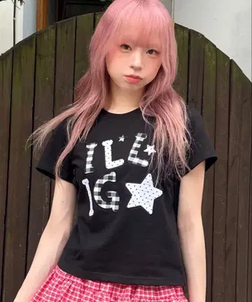 ILLIGO 체크 루즈 크롭 T셔츠 블랙