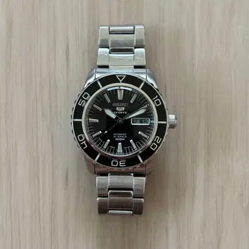 SEIKO 5 SPORTS SNZH55 자동 손목시계 블랙