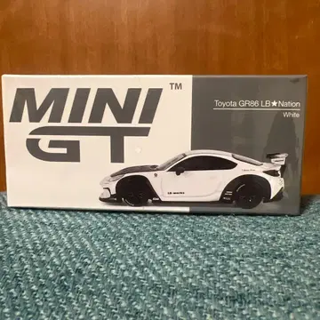 MINI GT Toyota GR86 LB Nation White