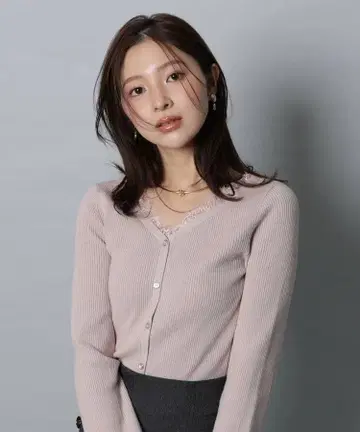 아푸와이저 리셰 레이스 트리밍 가디건 풀오버 저스길리티