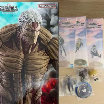 진격의 거인 각각의 결의 제일복권 A상 갑옷의 거인 피규어 덤