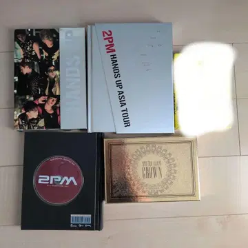 2PM CD, DVD 묶음 판매