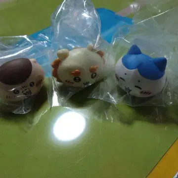 치이카와 반지 하치와레, 시사, 밤만쥬
