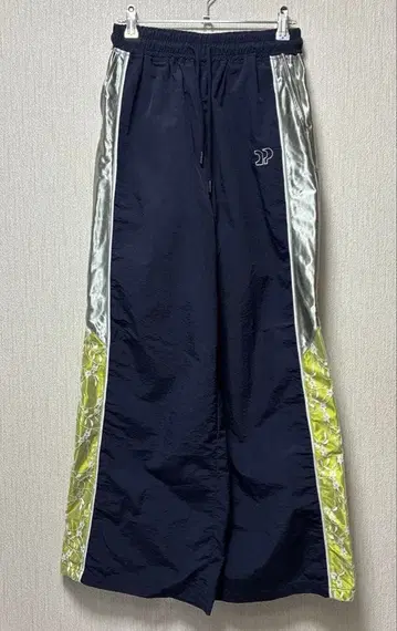 차오패닉 티피 밑단 레이스 절개 나일론 트랙 팬츠 네이비