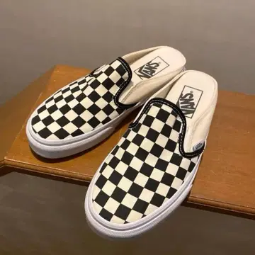 새상품급 VANS 슬립온 뮬 블랙 화이트 체커 23.0cm