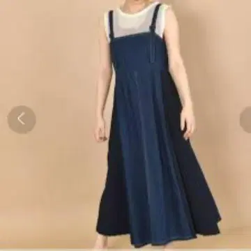 더블 클로젯 겨드랑이 플리츠 데님 점프 스커트