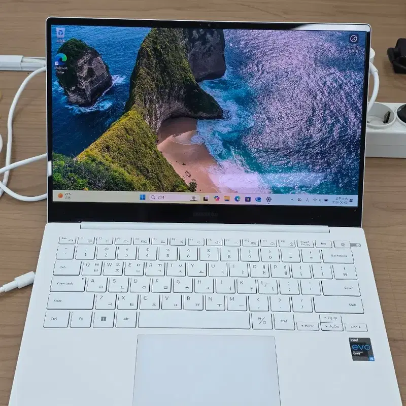 B급 삼성 갤럭시북 프로 13.3인치 i5 11세대 256GB 노트북