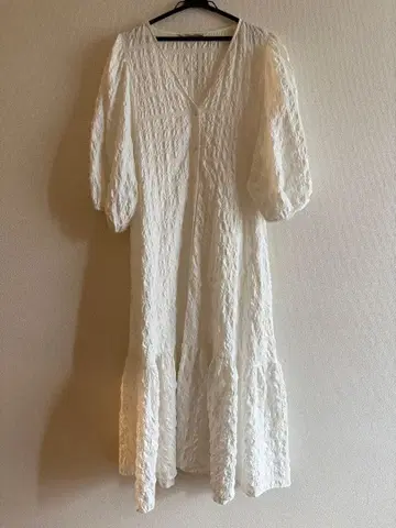 ZARA 화이트 팝콘 원피스