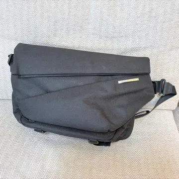 [ 새상품급 ] NIID R1 RADIANT MEGA SLING -블랙-