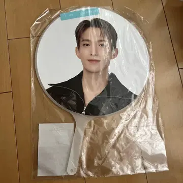SEVENTEEN FOLLOW TO JAPAN DK 도겸 공식 부채