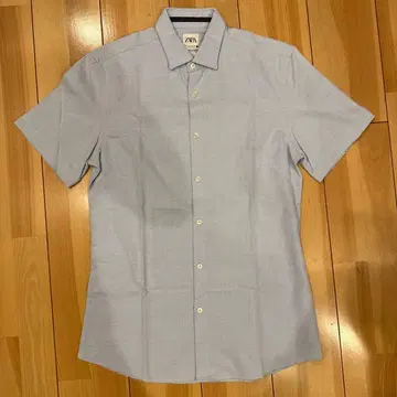 ZARA 슬림핏 반팔 셔츠 라이트 블루 M 사이즈