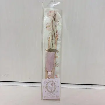 C Hello Kitty 헬로키티 LADUREE 라뒤레 부채