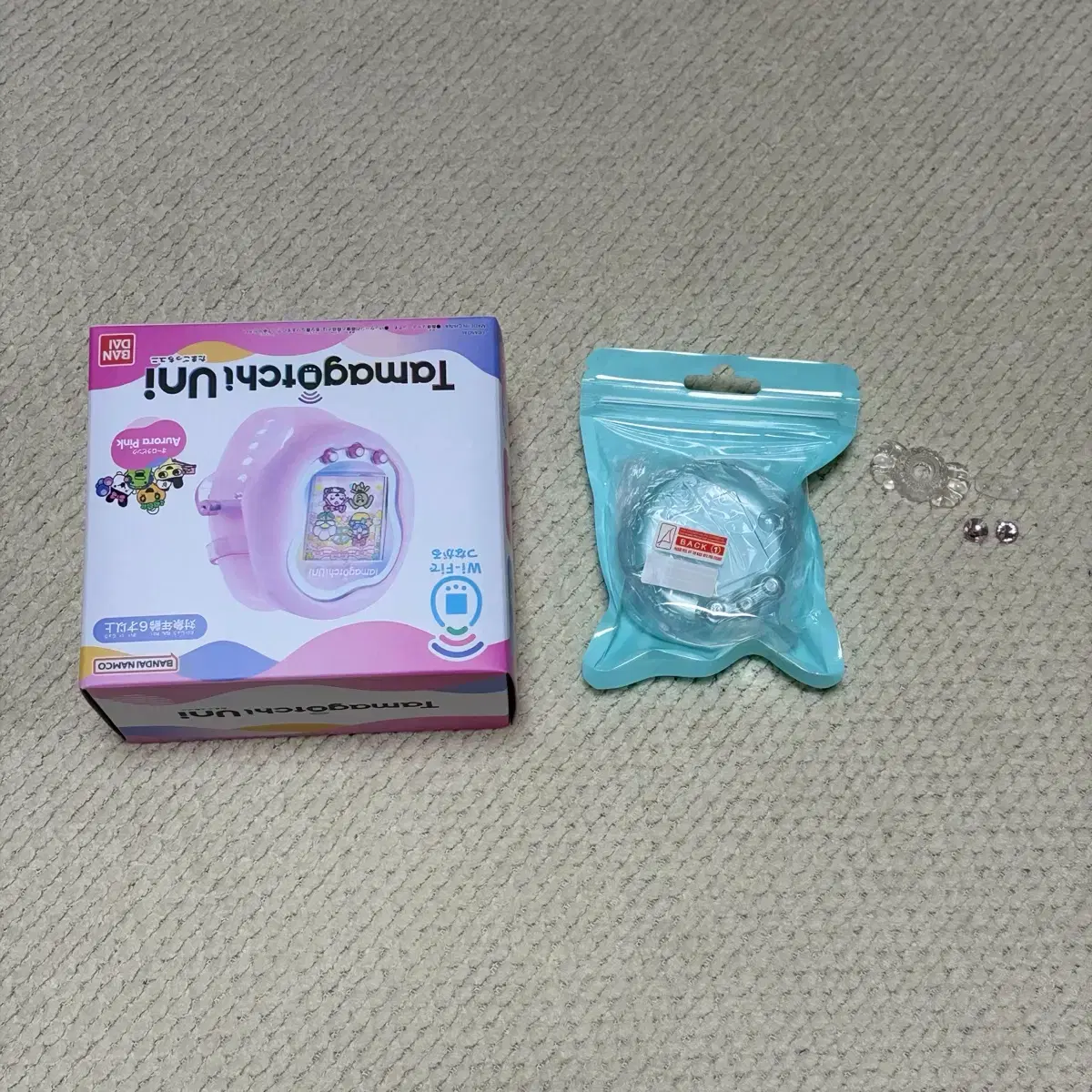 Tamagotchi Uni Prism White (Cool Deal 19) | Bunjang Global