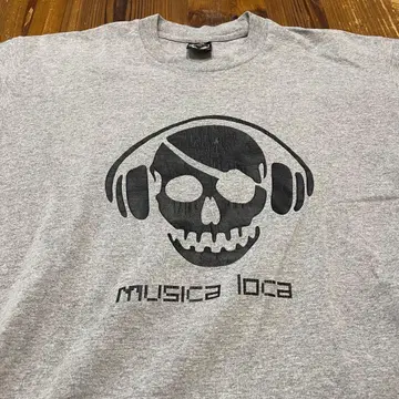 musica loca 스컬 헤드폰 T셔츠 그레이