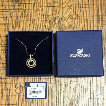 새상품급 SWAROVSKI 서클 펜던트 목걸이