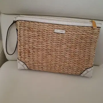 MICHAEL KORS 스트로우 클러치백