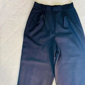 EMPORIO ARMANI 블랙 슬랙스 42