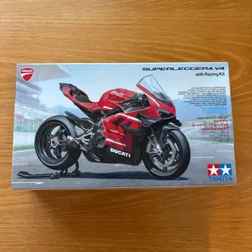 TAMIYA 1/12 Ducati Superleggera V4
