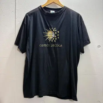 [ vintage ] 90s 태양과 달 별 자수 T셔츠 구제 의류 빈티지