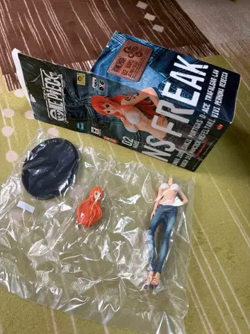 원피스 진스 프리크 나미 피규어
