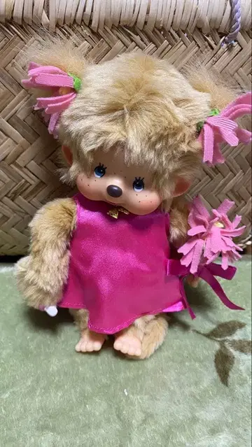 몽치치 봉제 인형 핑크 드레스