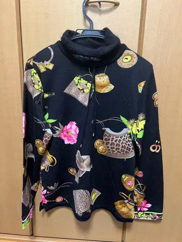 LEONARD SPORT 긴팔 하이넥 티셔츠 블랙 M K100