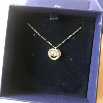 SWAROVSKI 목걸이 서클 모티브 크리스탈