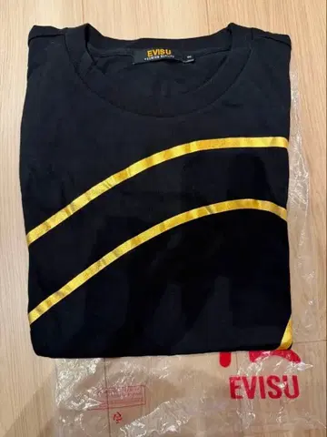 새상품 EVISU 에비수 T셔츠 블랙 골드라인