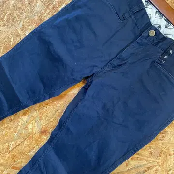 AE10267 BEN DAIVIS 7부 기장 치노 팬츠 네이비 남성용