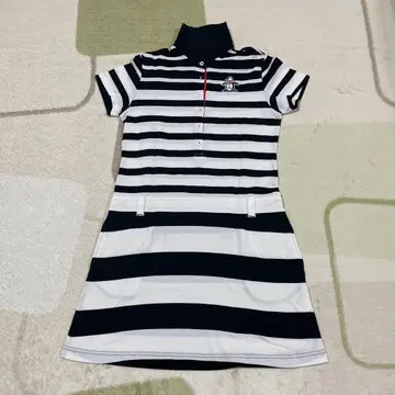 Munsingwear 보더 폴로 원피스 골프웨어