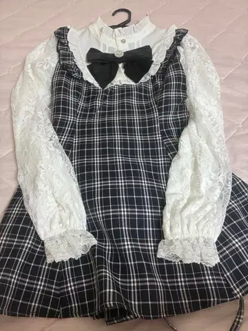 NOEMIE 체크 무늬 셋업