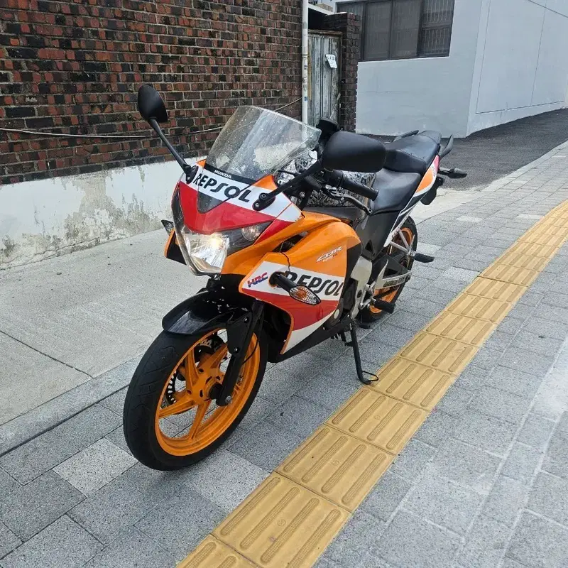 천안 평택 15년식 31000키로 혼다 cbr125 렙솔 입문바이크판매